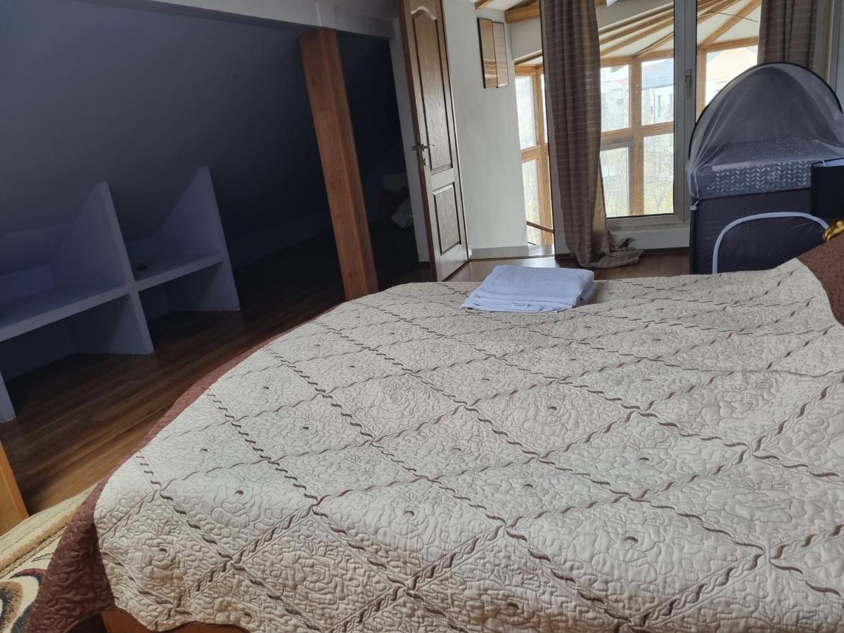 Penthouse Apartament 2 Floors, 2 Bedroom , 2 Bath, 120 Sqm , Inside Yard Parking Cluj-Napoca Eksteriør billede