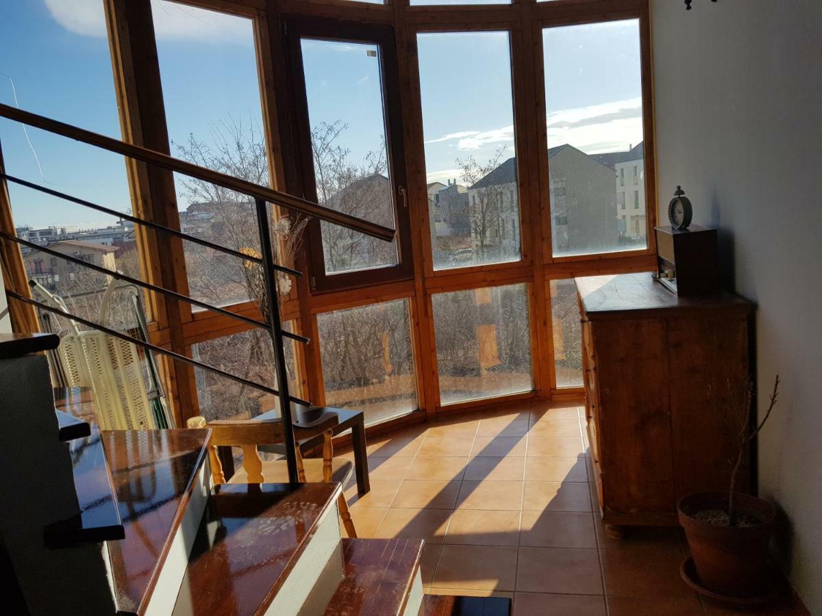Penthouse Apartament 2 Floors, 2 Bedroom , 2 Bath, 120 Sqm , Inside Yard Parking Cluj-Napoca Eksteriør billede